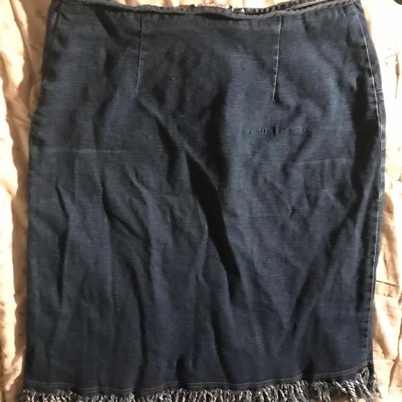 Jeans Skirt.  Excellent condition. - Picture 3 of 4